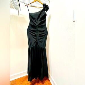 XSCAPE Mermaid Evening Dress One Shoulder Maxi Dress Black Size 4